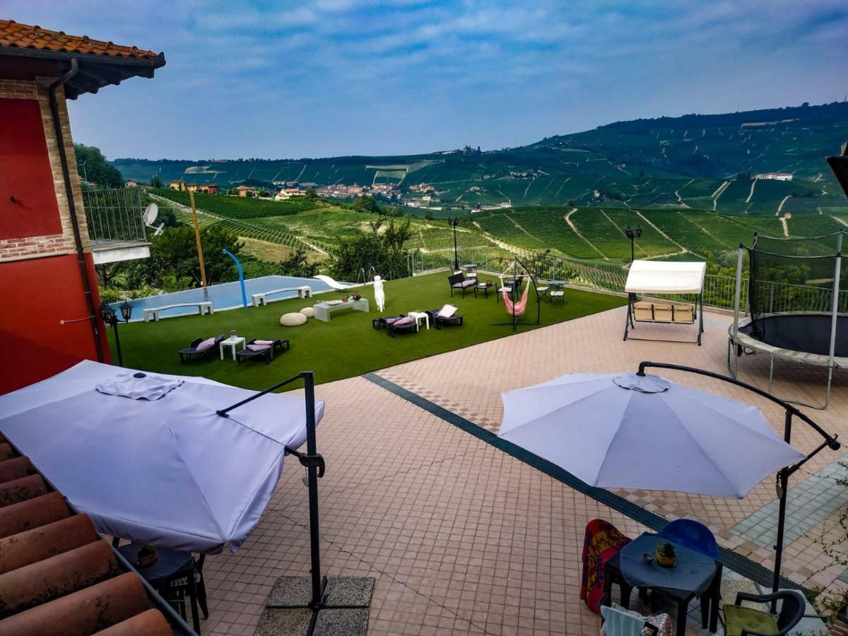 Pensjonat Cascina Roella Monforte dʼAlba Zewnętrze zdjęcie
